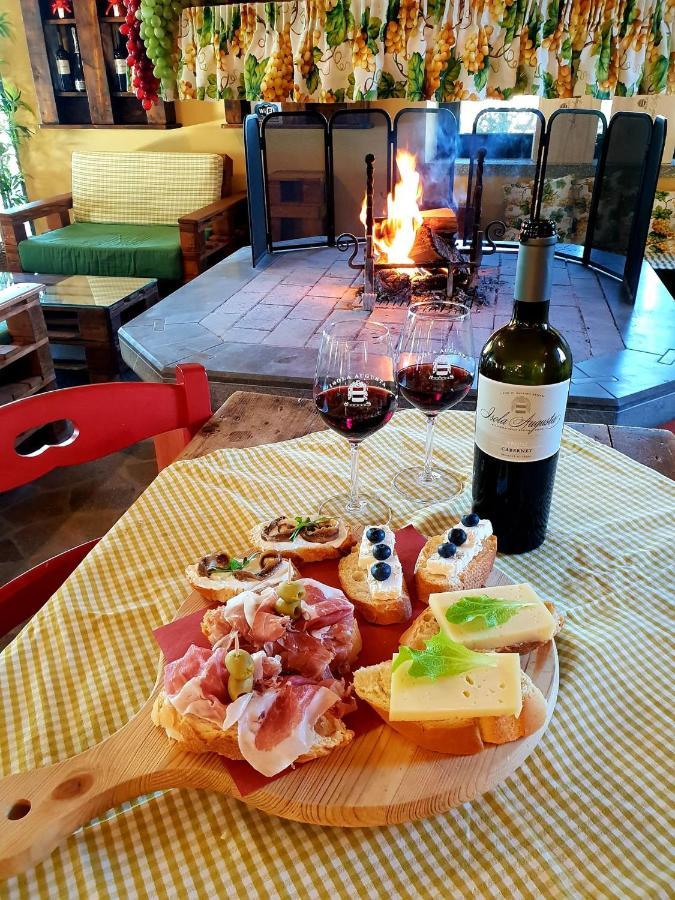 Agriturismo Isola Augusta 帕拉佐罗德罗斯泰尔 外观 照片