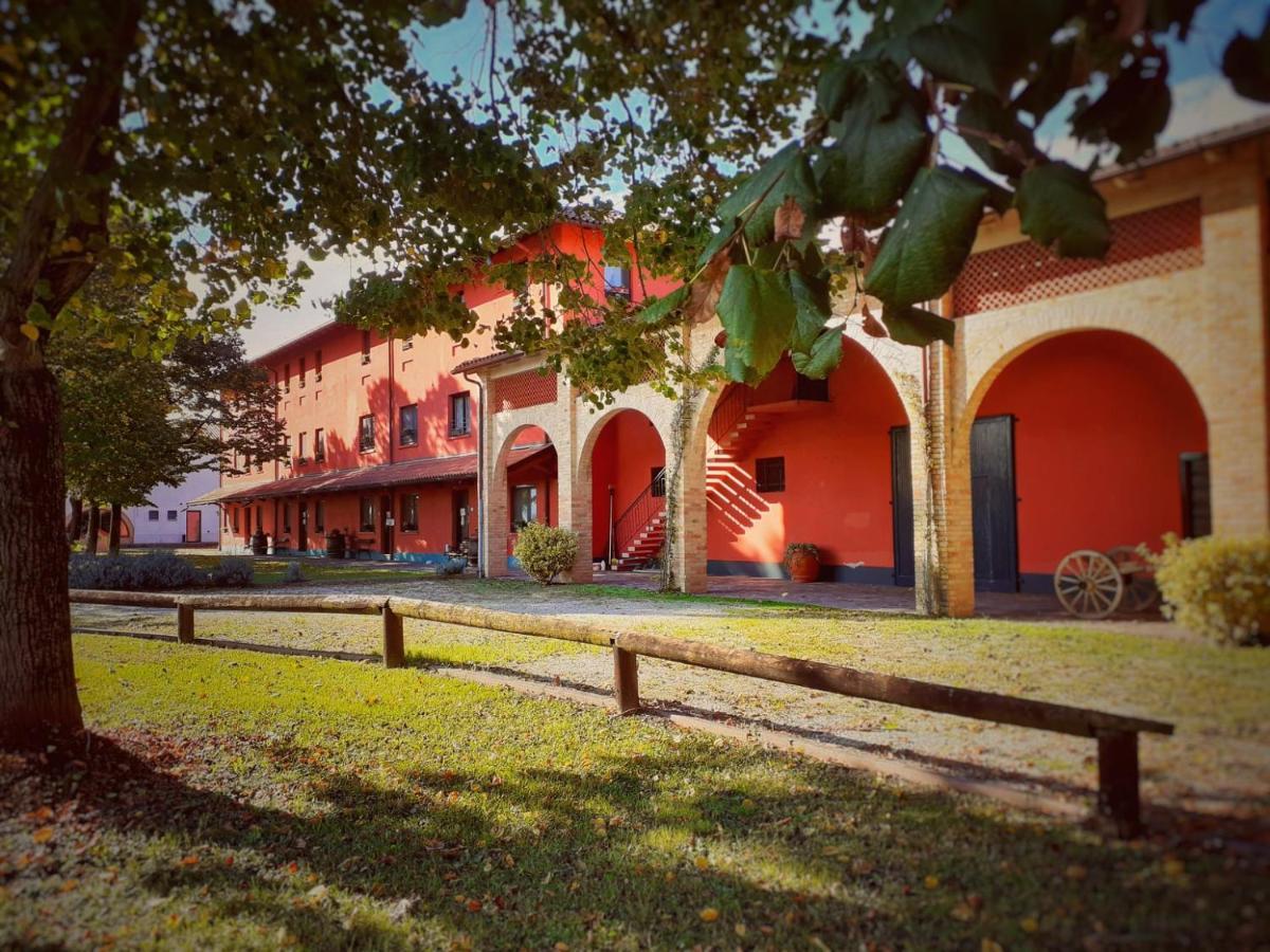 Agriturismo Isola Augusta 帕拉佐罗德罗斯泰尔 外观 照片