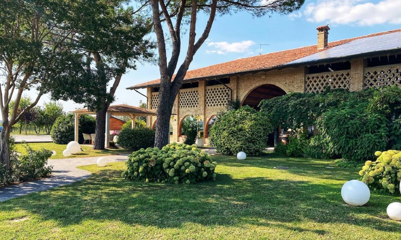 Agriturismo Isola Augusta 帕拉佐罗德罗斯泰尔 外观 照片