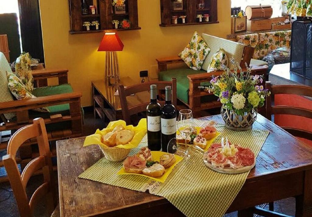 Agriturismo Isola Augusta 帕拉佐罗德罗斯泰尔 外观 照片