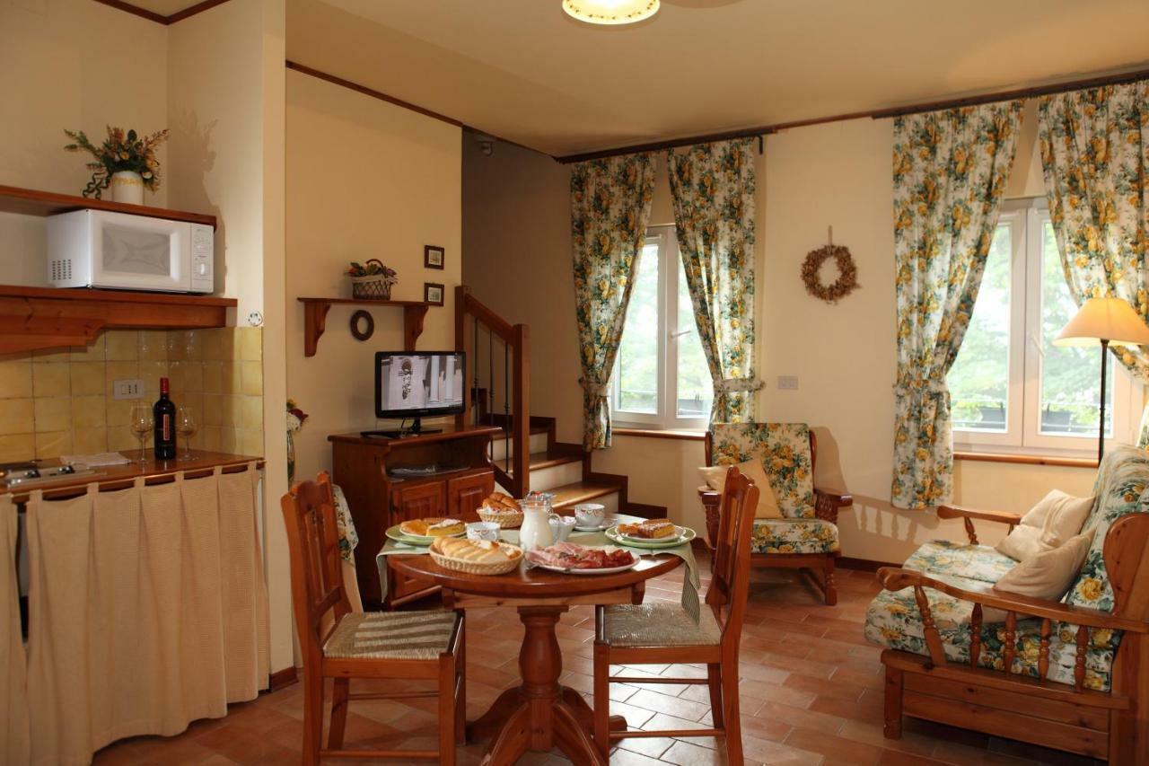 Agriturismo Isola Augusta 帕拉佐罗德罗斯泰尔 外观 照片